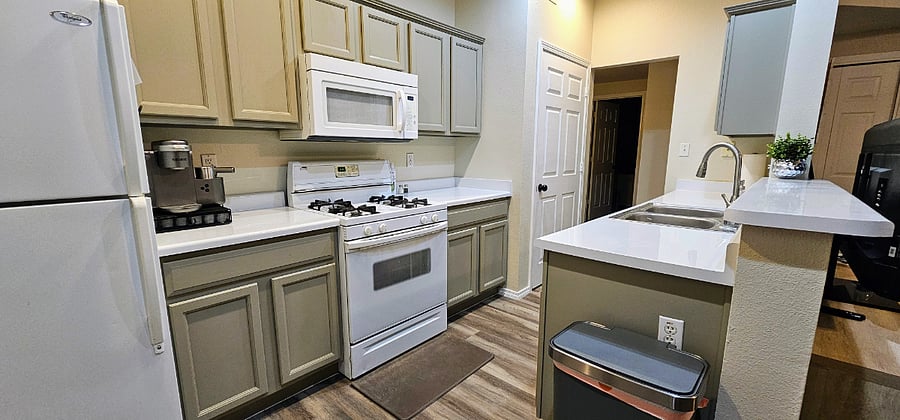 Furnished Finder property 884161_1 photo 3