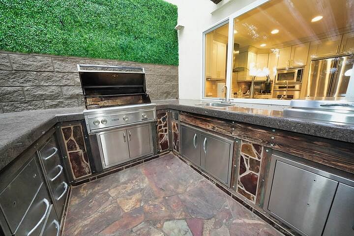 Furnished Finder property 884166_1 photo 15