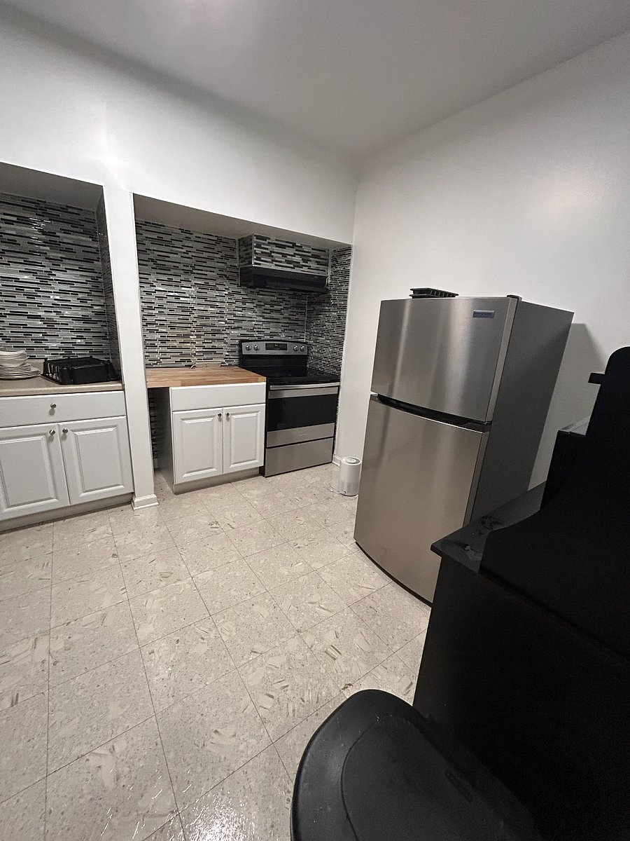 Furnished Finder property 884189_1 photo 8