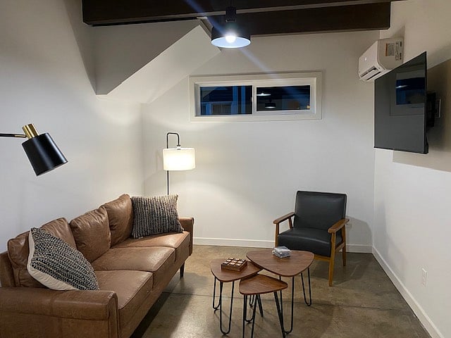 Furnished Finder property 884226_1 photo 17