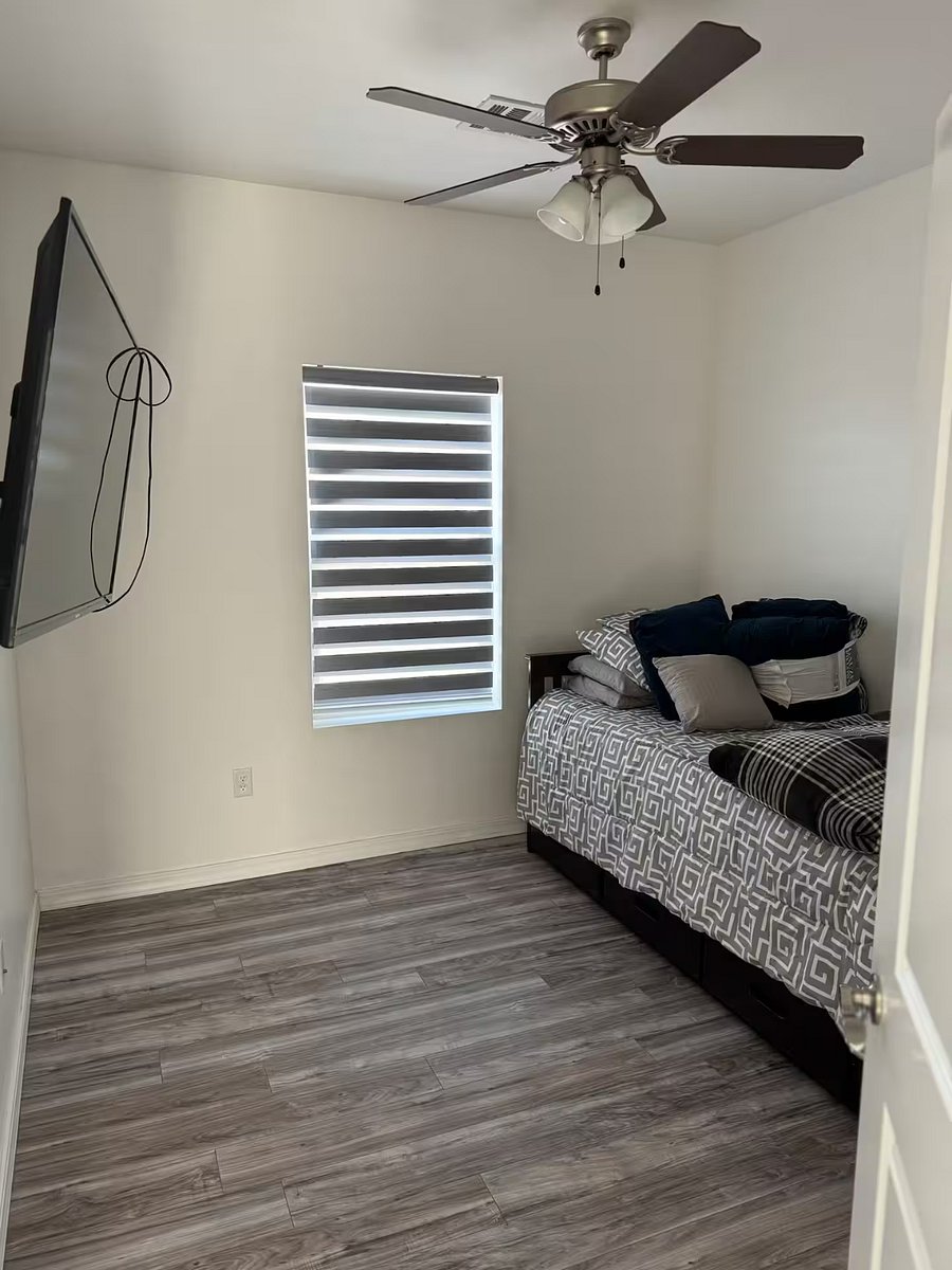 Furnished Finder property 884280_1 photo 13
