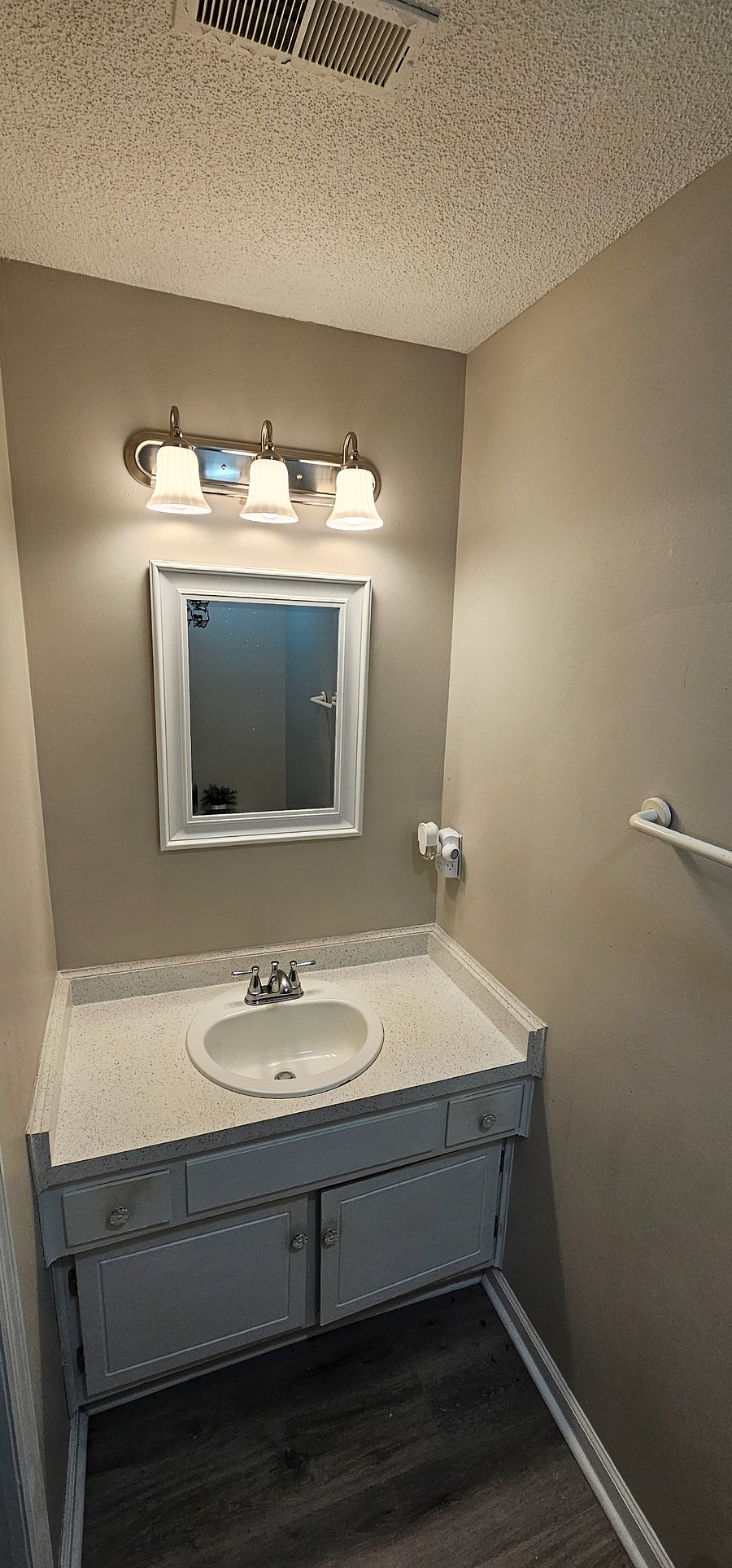Furnished Finder property 884286_1 photo 12