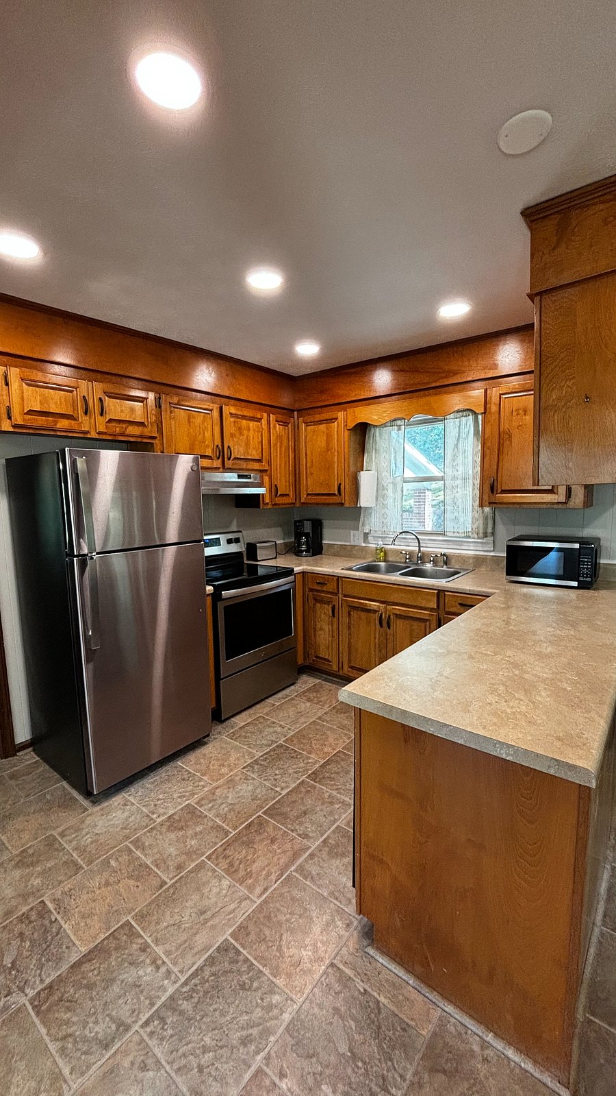 Furnished Finder property 884289_1 photo 3