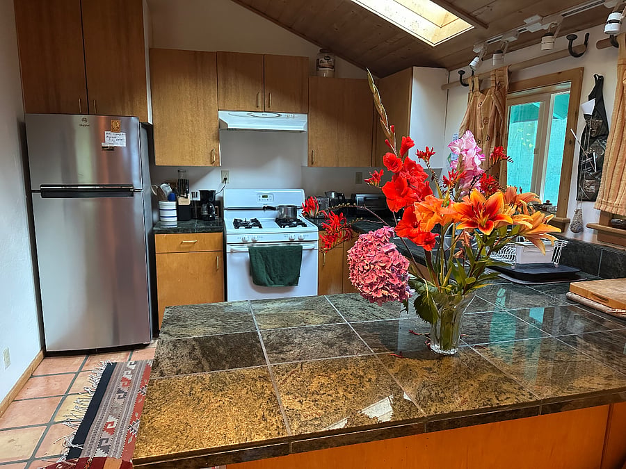Furnished Finder property 884358_1 photo 3