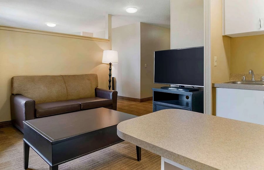 Furnished Finder property 884363_1 photo 3