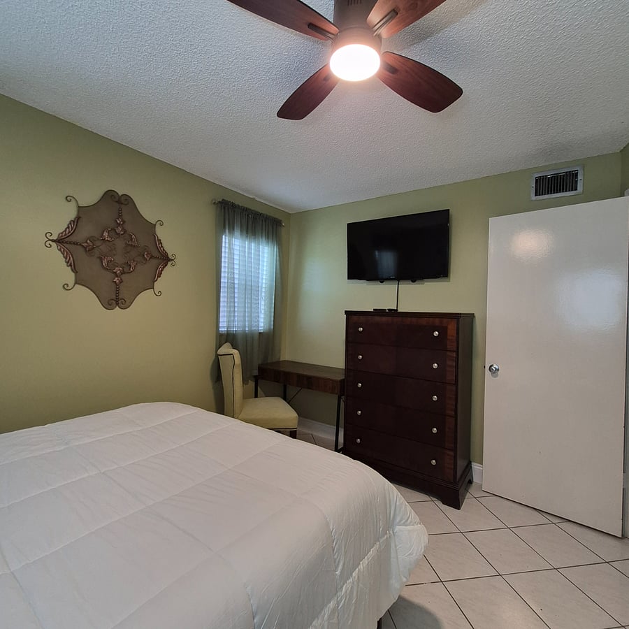 Furnished Finder property 884439_1 photo 2