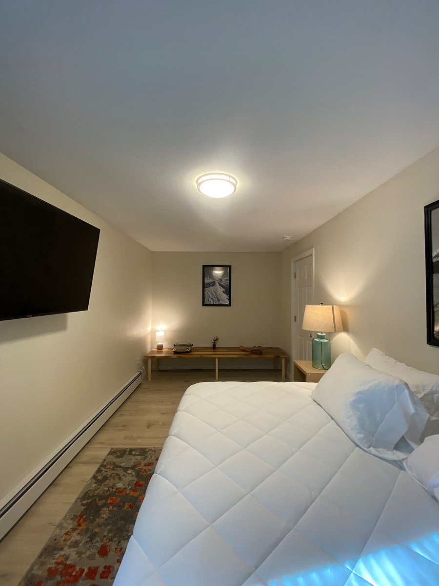Downstairs Bedroom 4