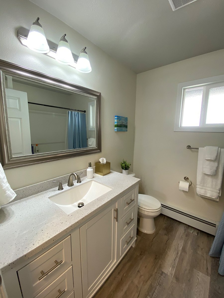 Upstairs Bathroom