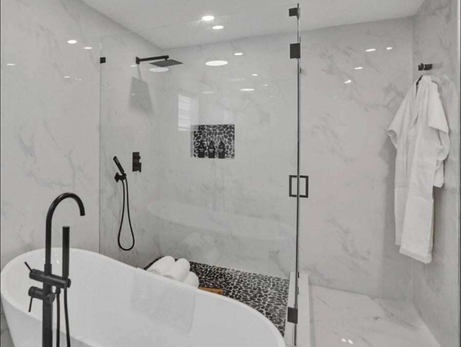 Master Bedroom Bathroom with shower & Standing tub