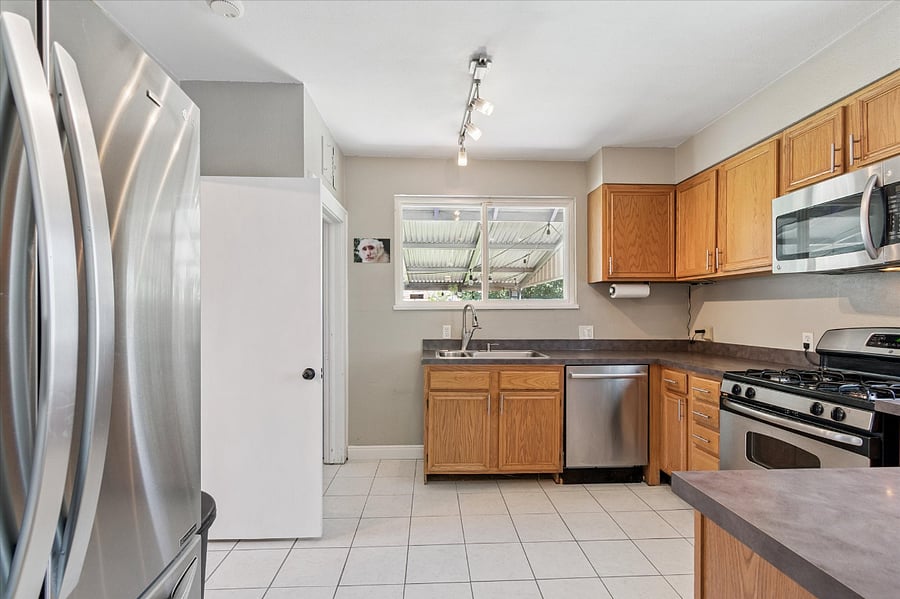 Furnished Finder property 884545_1 photo 6