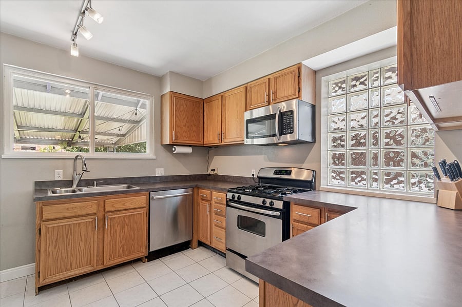 Furnished Finder property 884545_1 photo 9