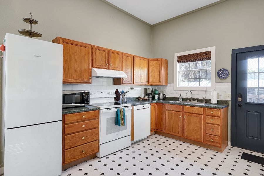 Furnished Finder property 884556_1 photo 31