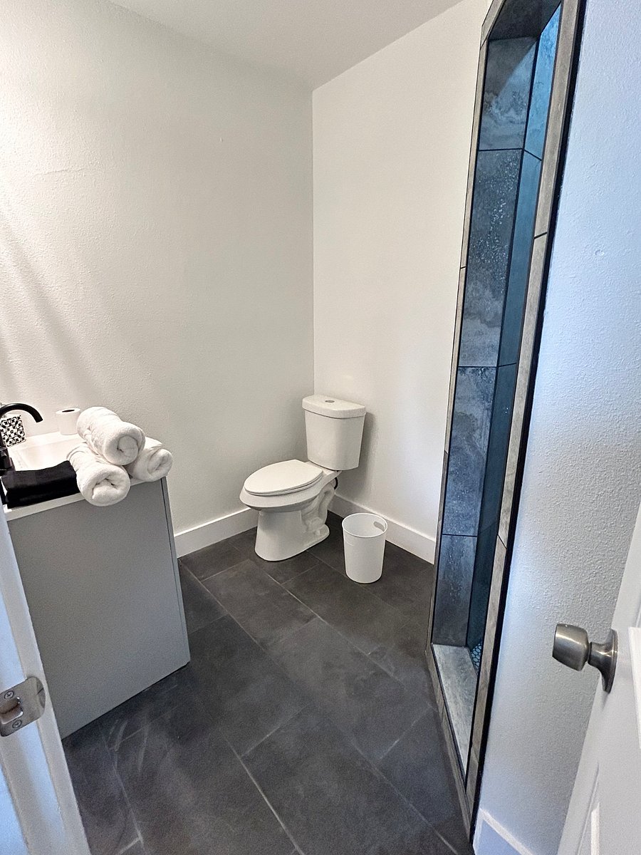 Furnished Finder property 884576_1 photo 9