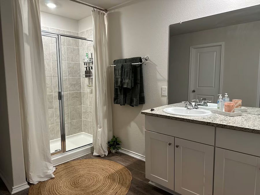 Furnished Finder property 884590_1 photo 22