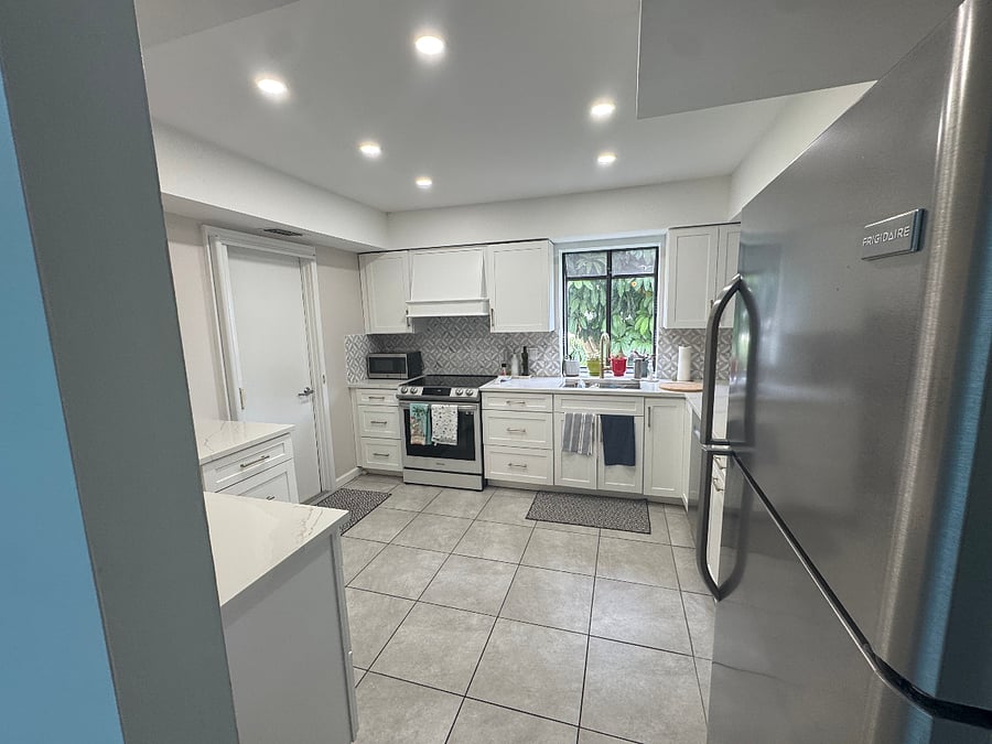 Furnished Finder property 884602_1 photo 8