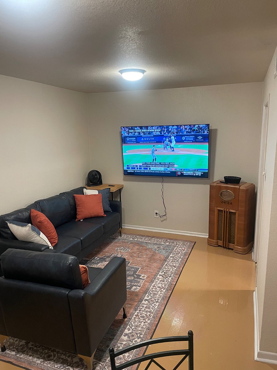 Furnished Finder property 884610_1 photo 9