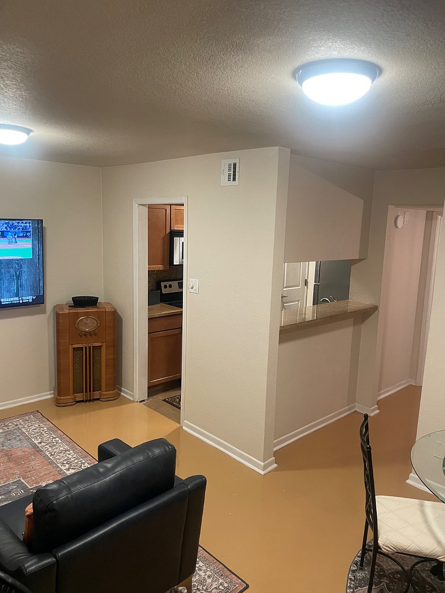 Furnished Finder property 884610_1 photo 7