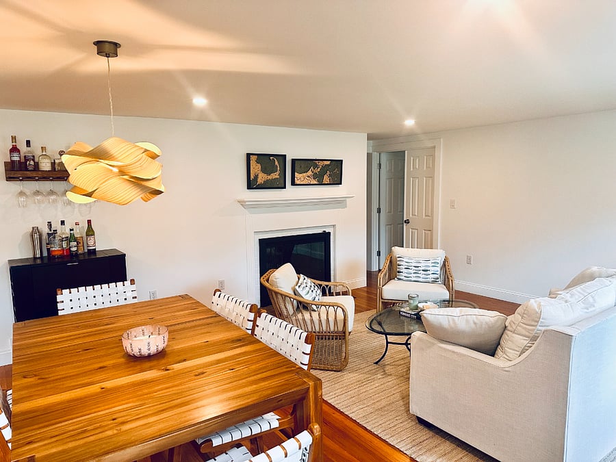 Dining/Living room