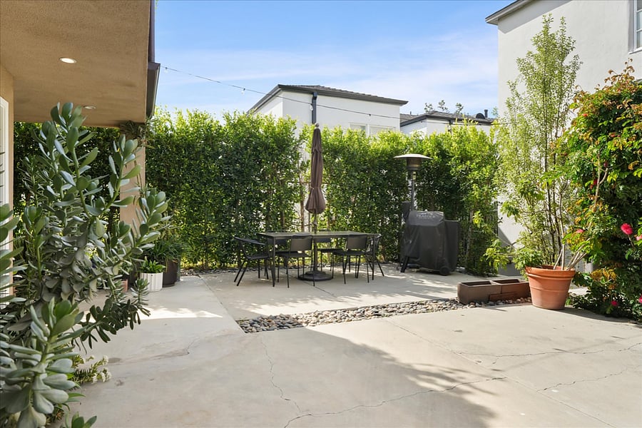 Furnished Finder property 884631_1 photo 27