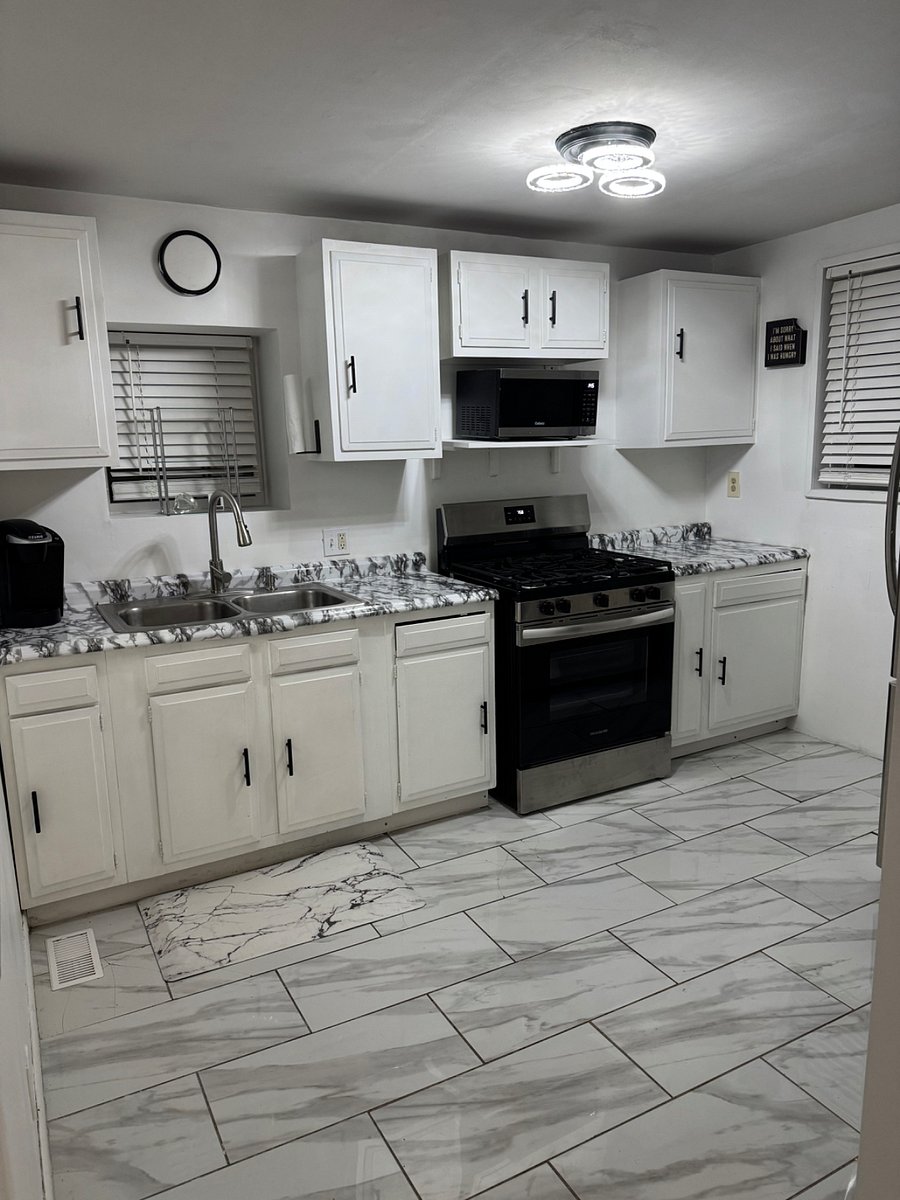Furnished Finder property 884680_1 photo 3