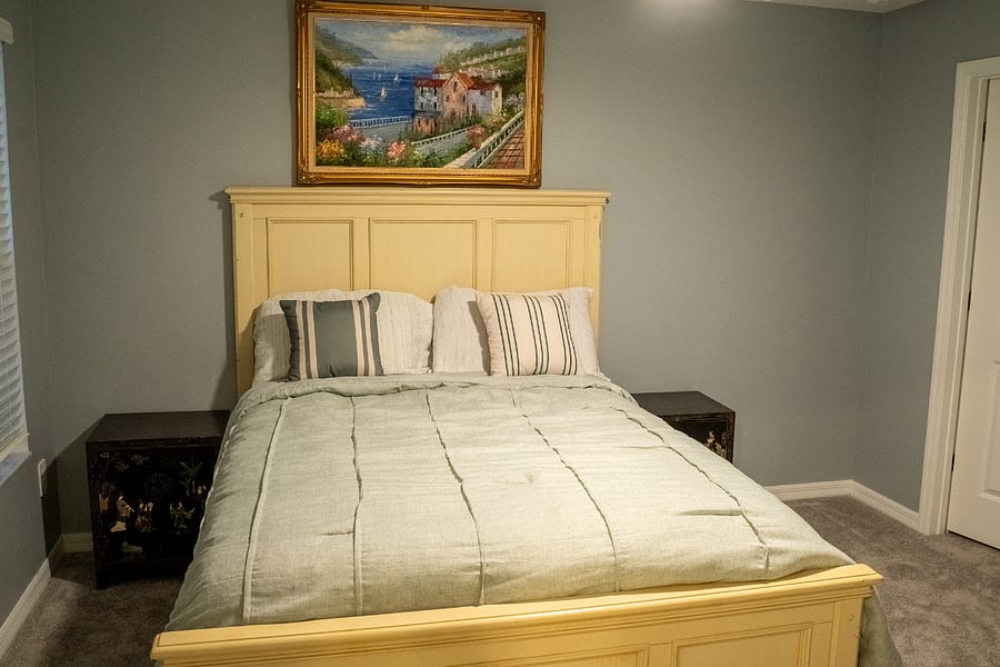 BEDROOM 2