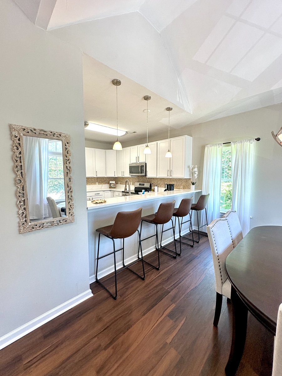 Furnished Finder property 884705_1 photo 4