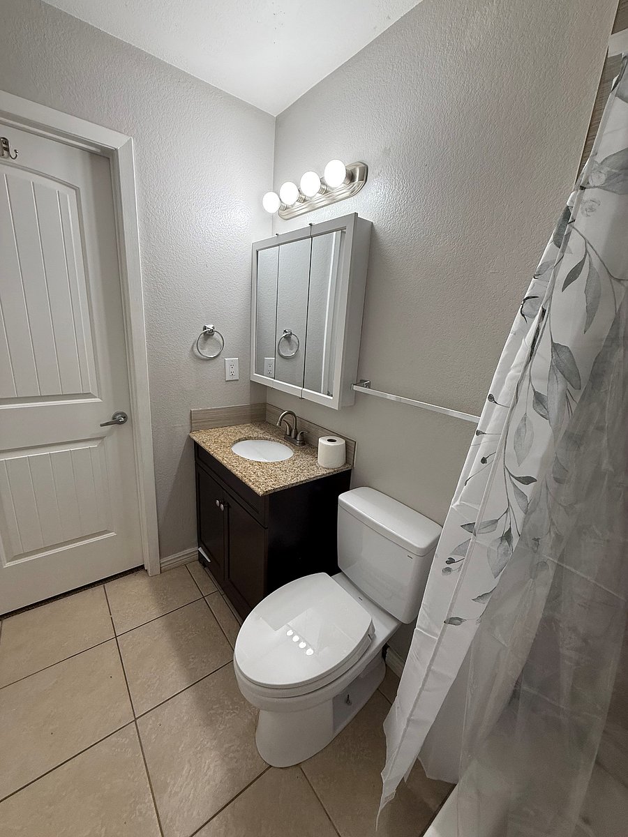 Furnished Finder property 884727_1 photo 13