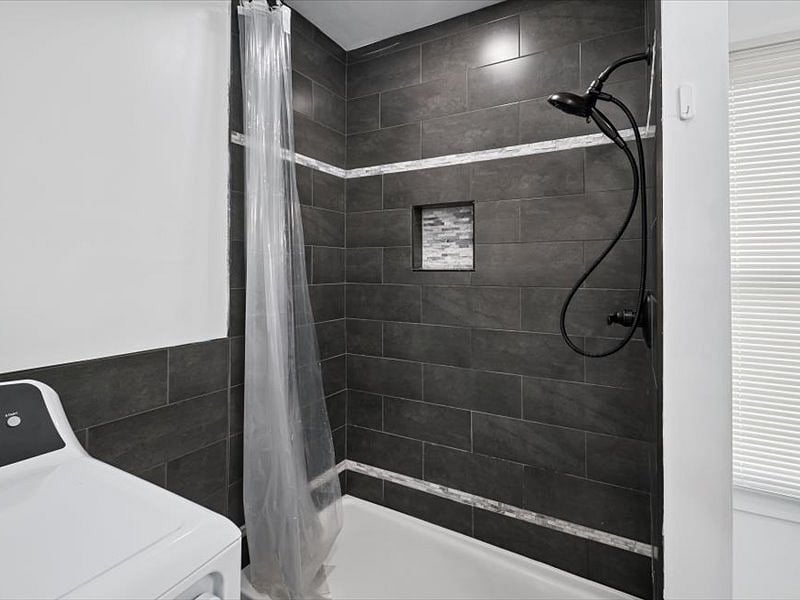 Furnished Finder property 884741_1 photo 10