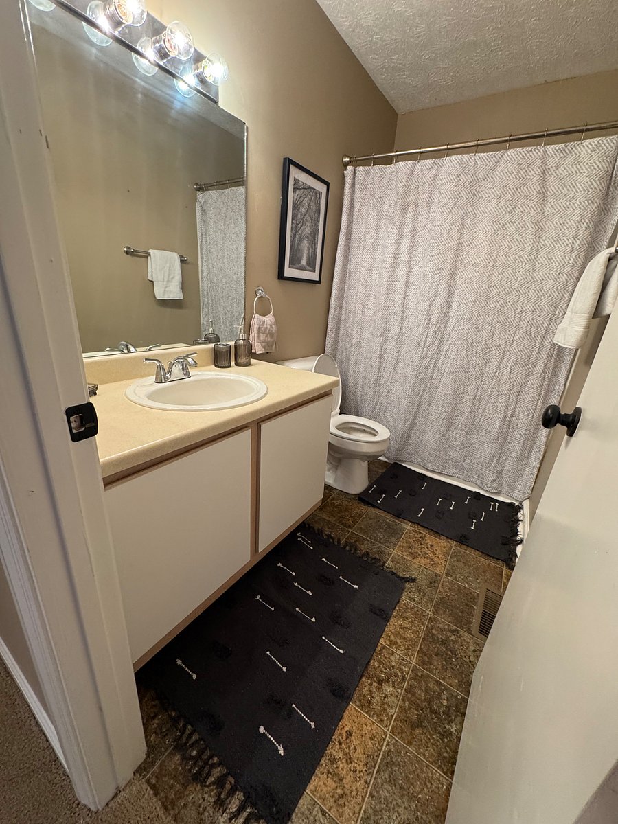 Furnished Finder property 884777_1 photo 13