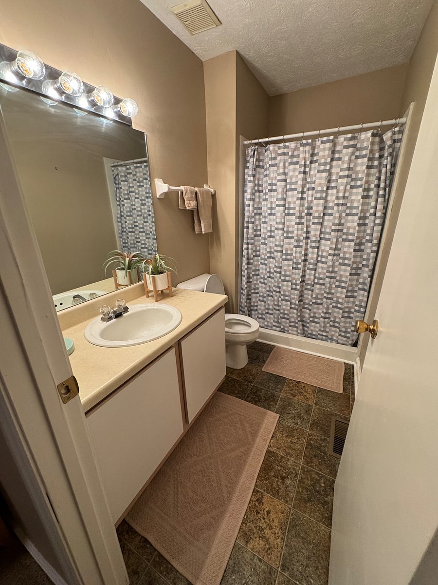 Furnished Finder property 884777_1 photo 11