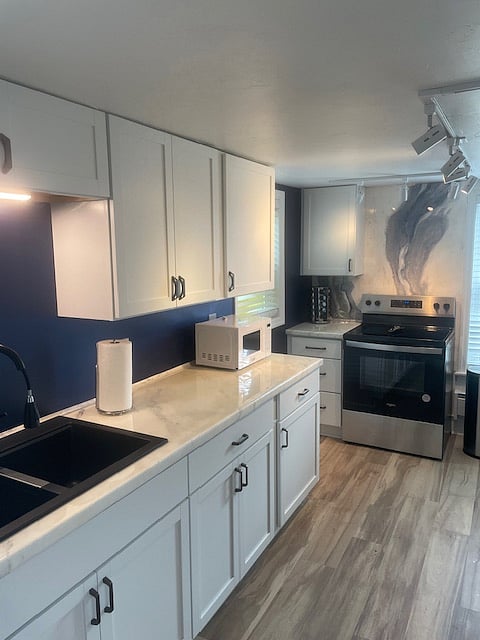 Furnished Finder property 884794_1 photo 6