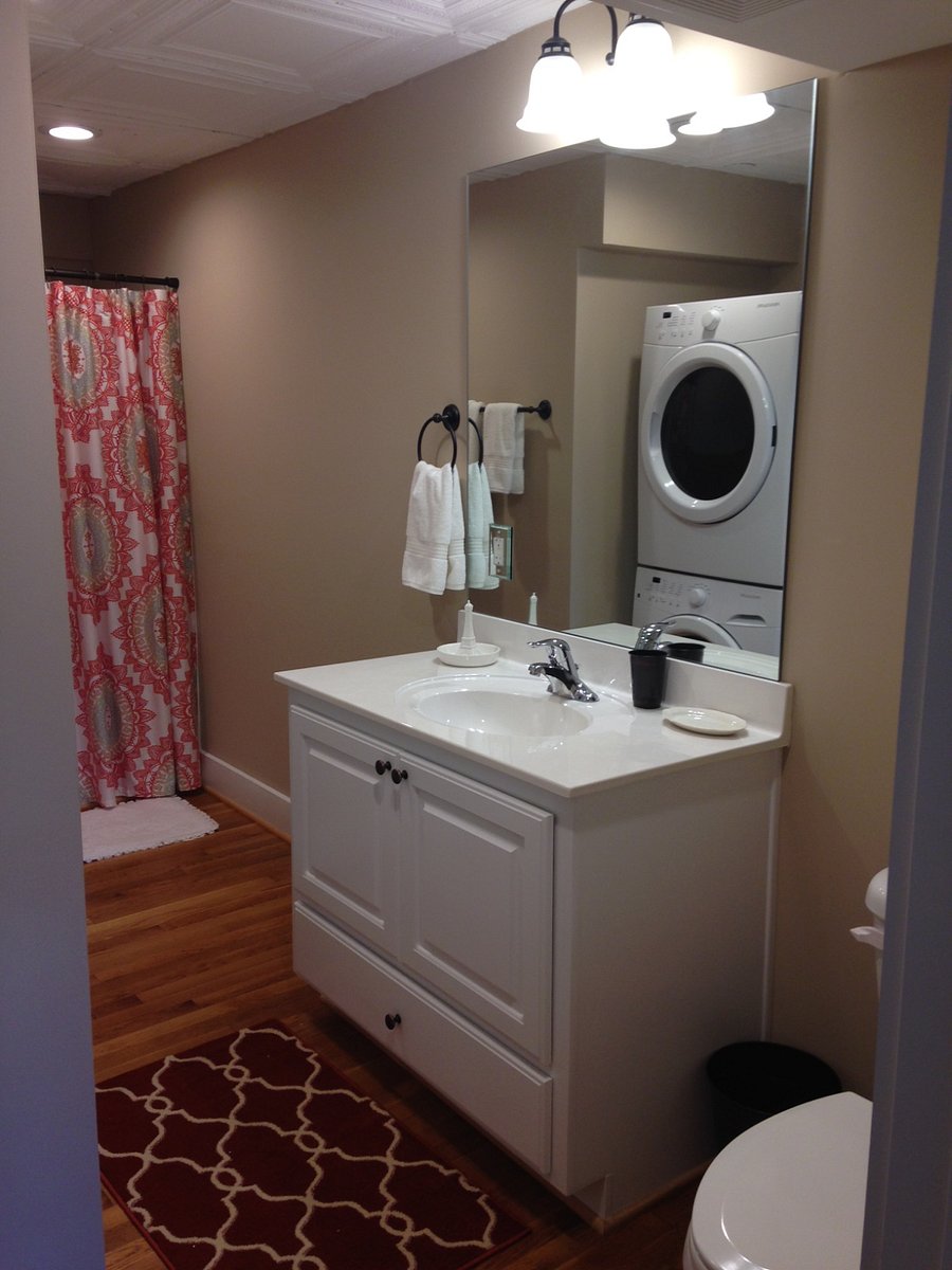 Full Bath Upstairs