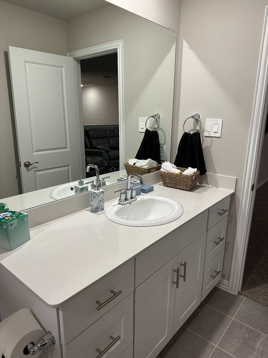 Furnished Finder property 884823_1 photo 4