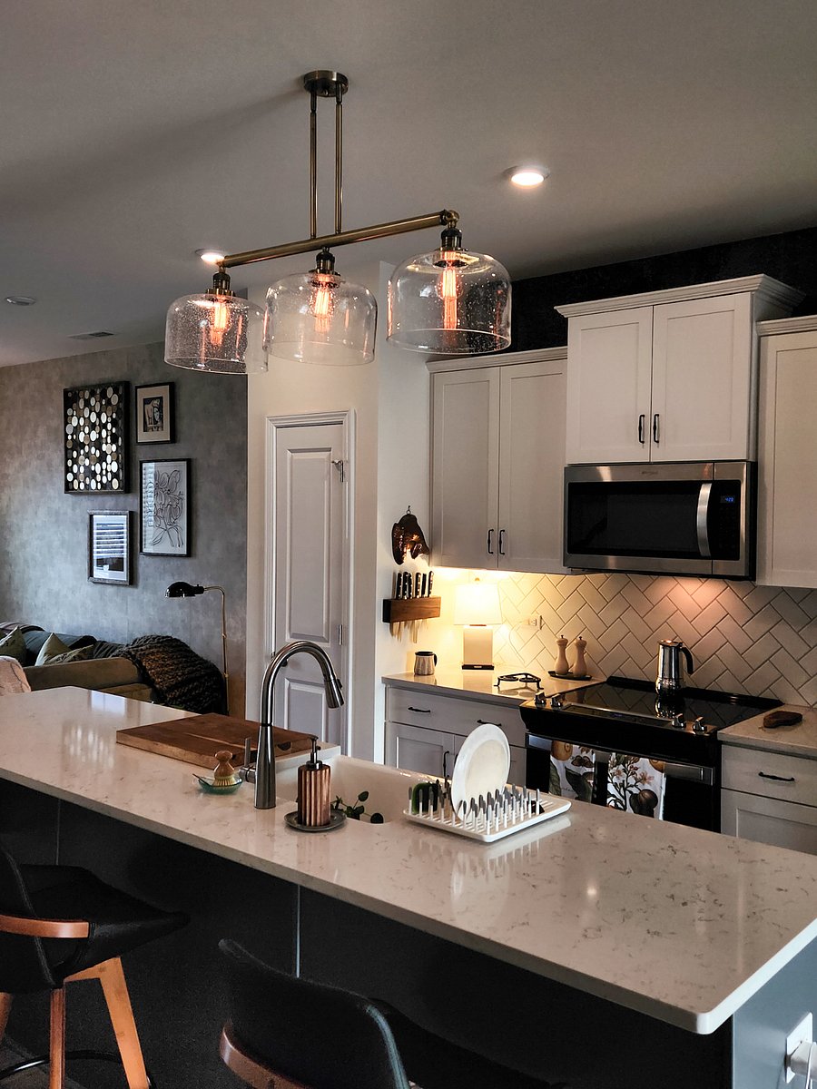 Kitchen is available for tenant to use