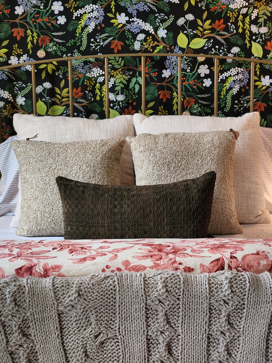 Bedding available for tenant use