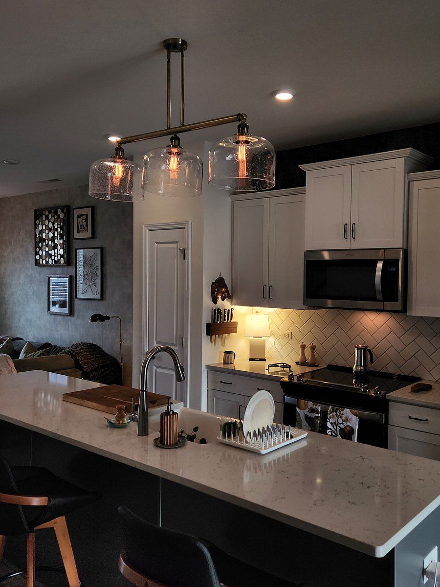 Kitchen is available for tenant use