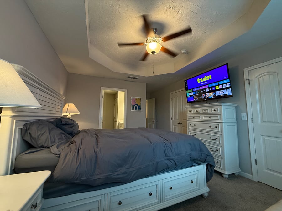 Upstairs primary bedroom
