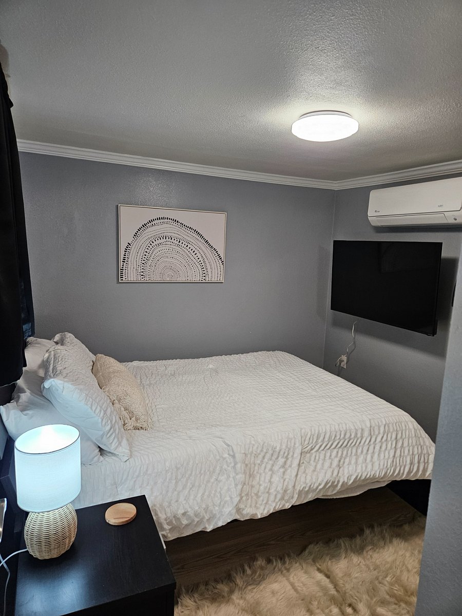 Furnished Finder property 884889_1 photo 8