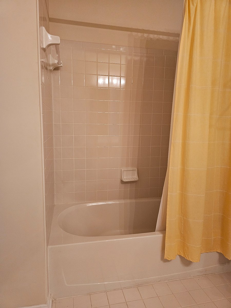 Furnished Finder property 884890_1 photo 14