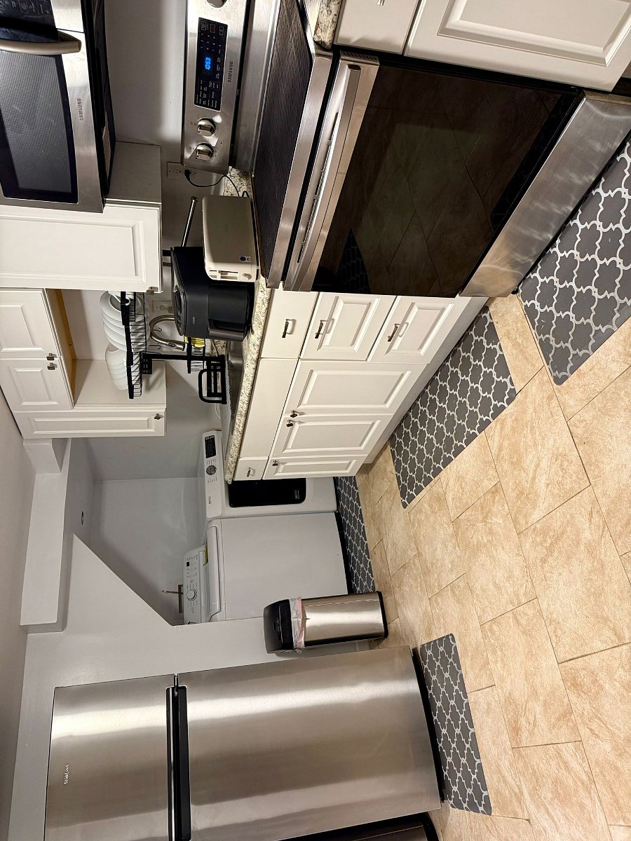 Furnished Finder property 884900_1 photo 9