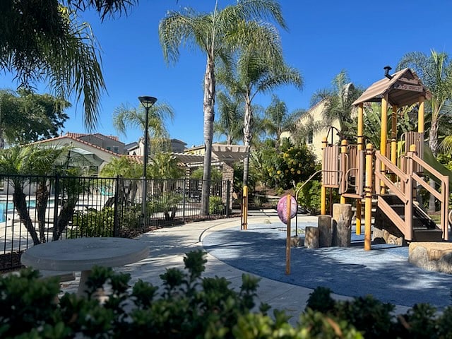 Furnished Finder property 884926_1 photo 23