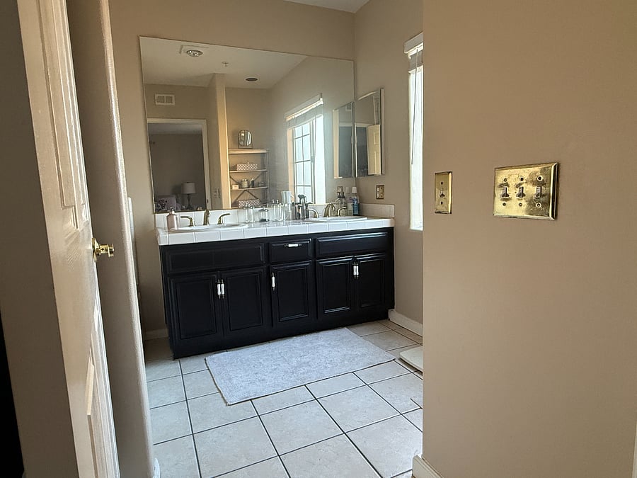 Furnished Finder property 884940_1 photo 11