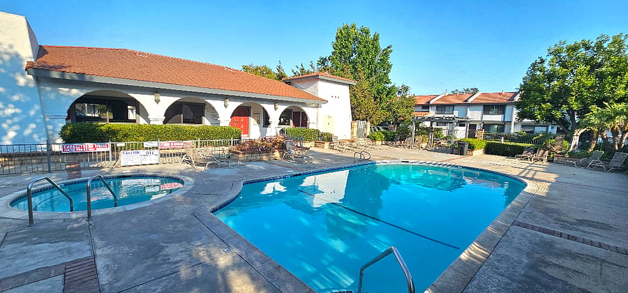 Access to Community Pool and Hot Tub