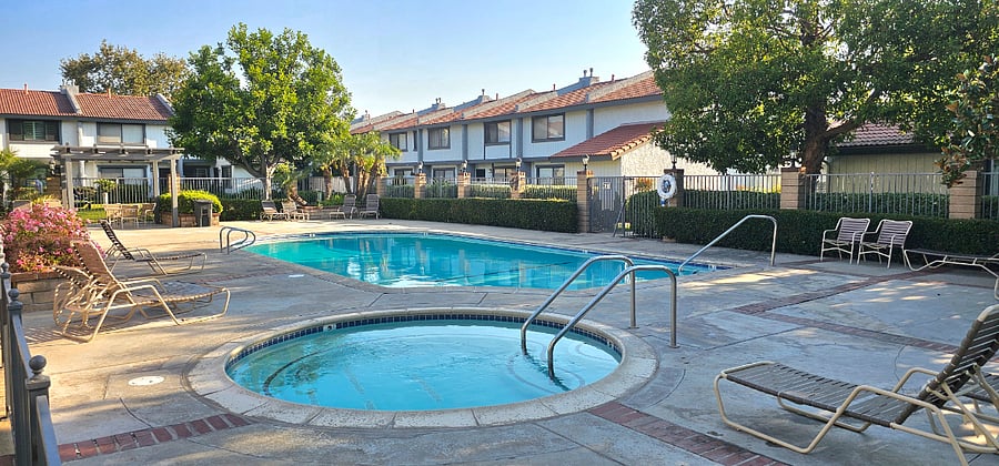 Access to Community Pool and Hot Tub