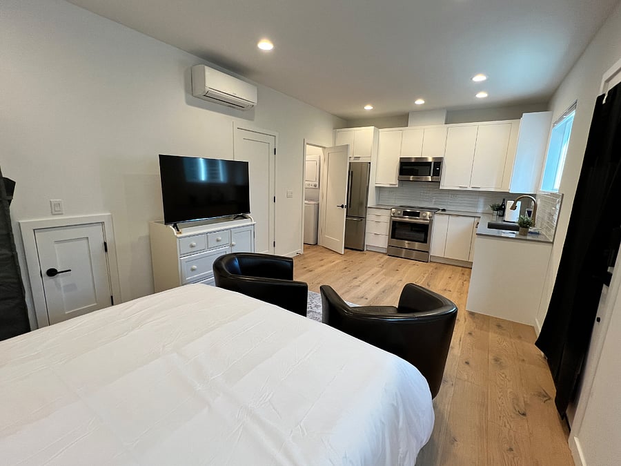 Furnished Finder property 885003_1 photo 5