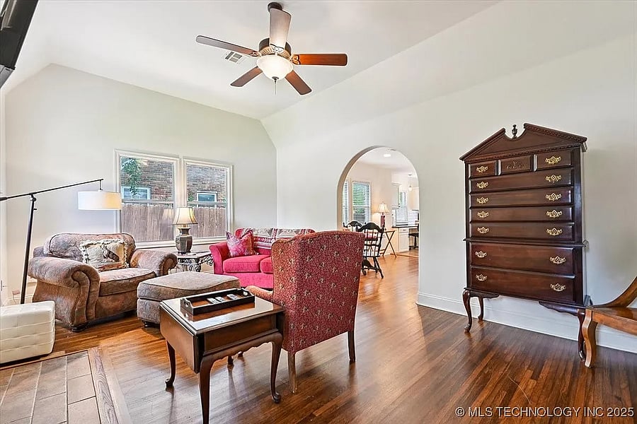 Furnished Finder property 885019_1 photo 5