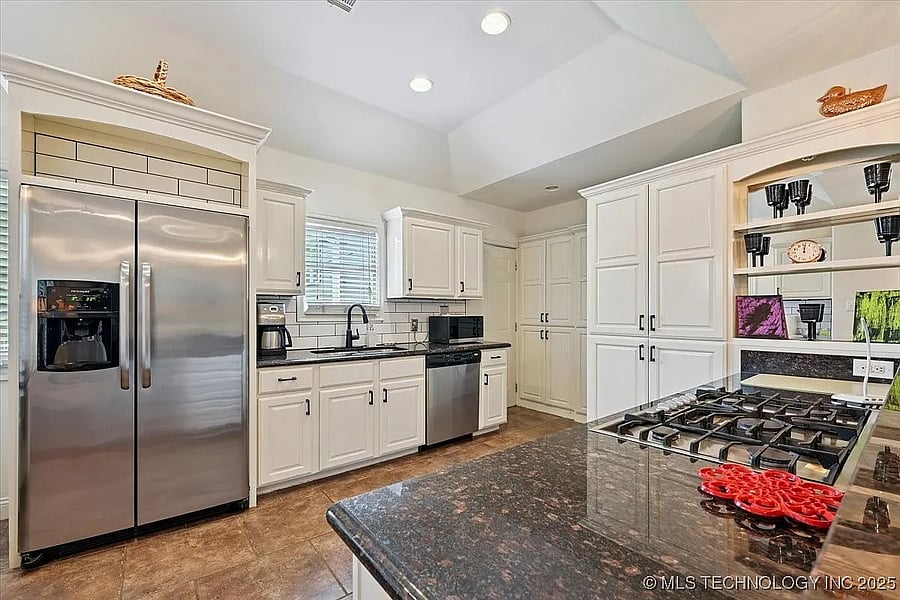 Furnished Finder property 885019_1 photo 9