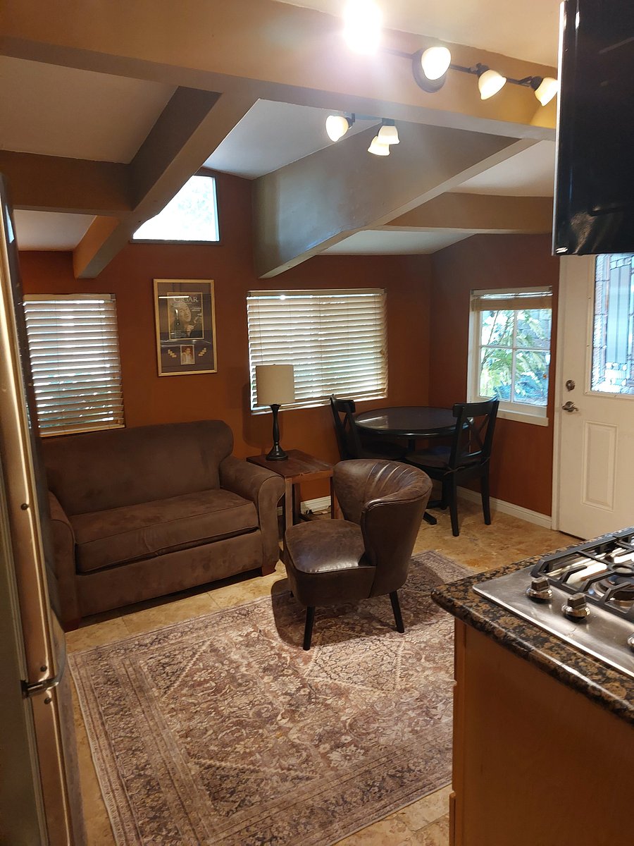 Furnished Finder property 885030_1 photo 20
