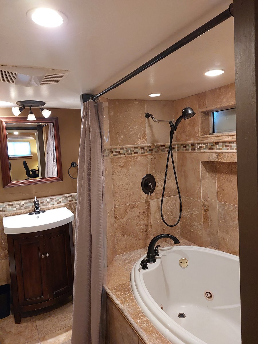 Furnished Finder property 885030_1 photo 22