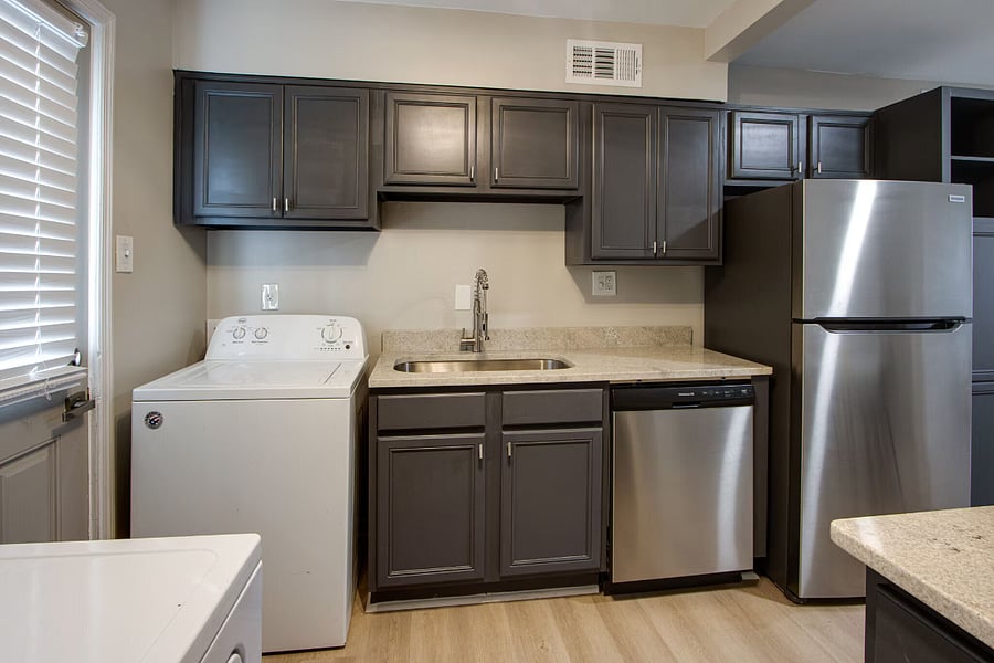 Furnished Finder property 885037_1 photo 4